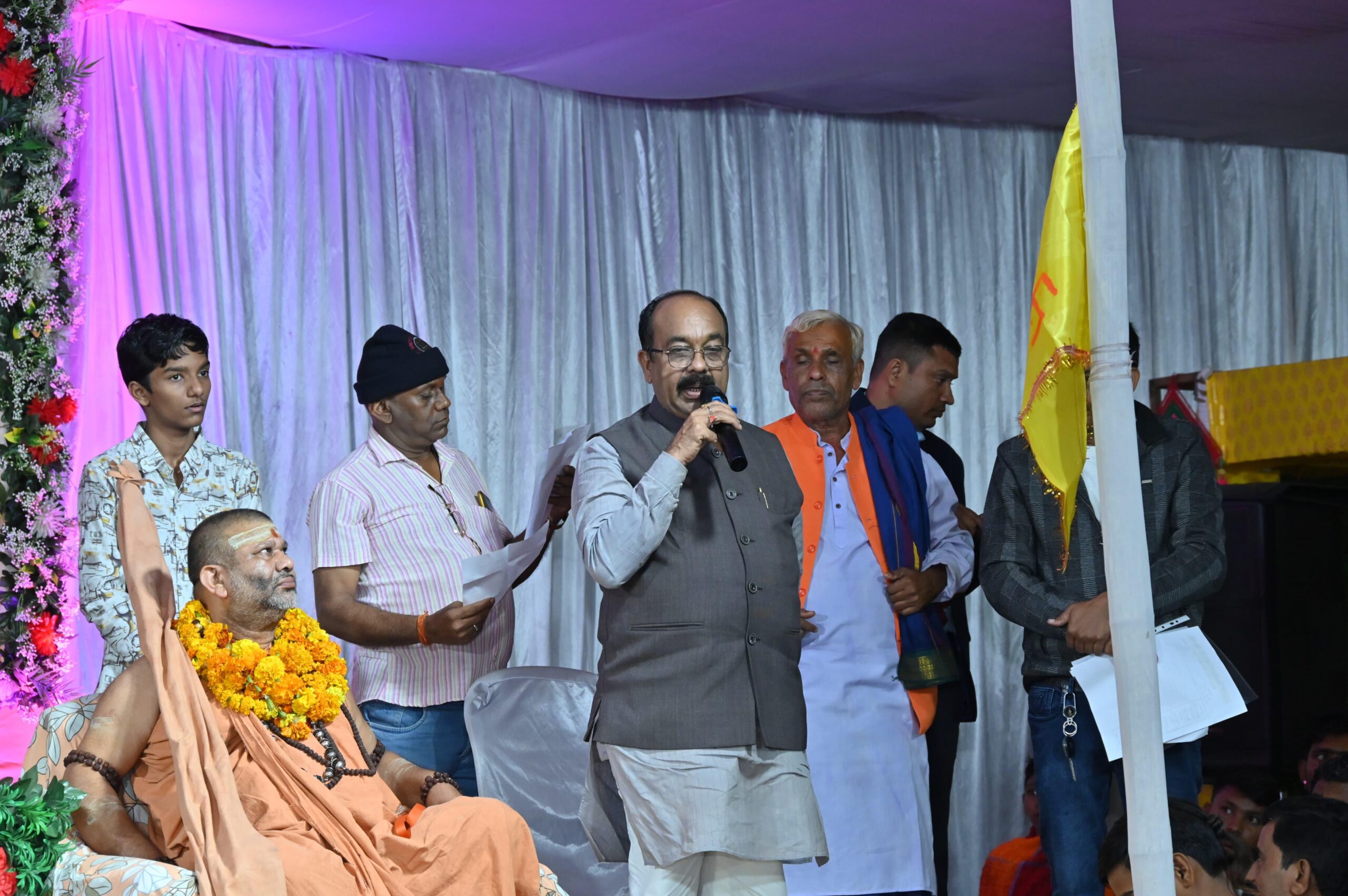 उप-मुख्यमंत्री अरुण साव ग्राम कोतरी में आयोजित रामचरित मानस में हुए सम्मिलित।