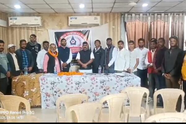 भारतीय पत्रकार समिति छ.ग.के प्रदेश महासचिव बने अखिलेश जायसवाल, संभागाध्यक्ष प्रफुल्ल यादव व जिला अध्यक्ष बने राजेश प्रसाद गुप्ता।