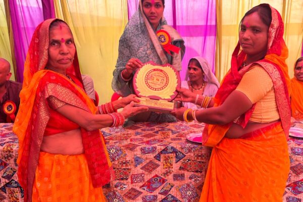 भक्त माता कर्मा जयंती कार्यक्रम रजोली में शामिल हुई तारणी चंद्राकर।