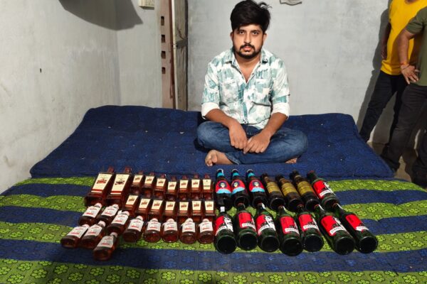 थाना पुरूर क्षेत्रांतर्गत संचालित ढाबो की आकास्मिक चेकिंग कर आबकारी अधिनियम के तहत की गई कार्यवाही।